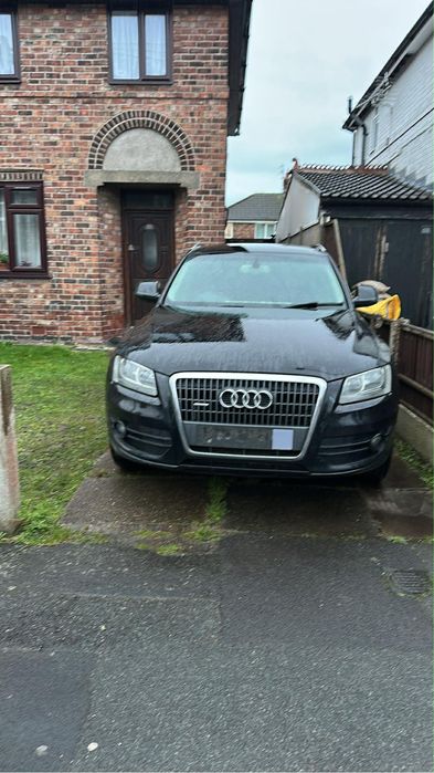 Audi Q5 2.0 TDI 170 к.с. Quattro НА ЧАСТИ двигателя работи 4x4