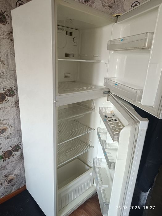 Продам холодильник