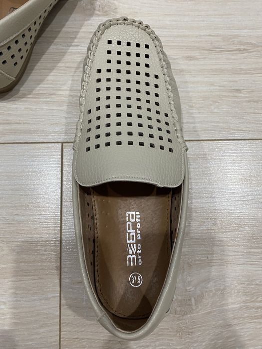 Продам туфли для мальчика