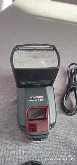 Фотоаппарат со вспышкой