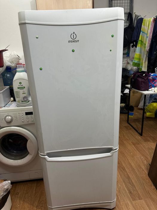 Стиральная машина Indesit