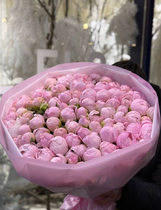 Пионы Розы цветы букет