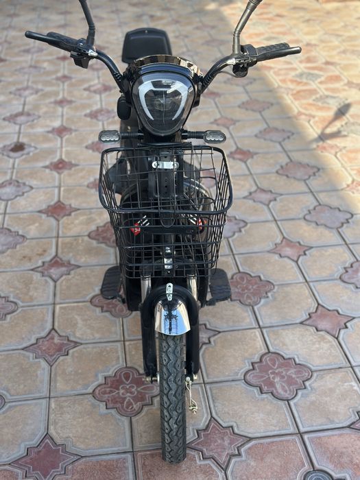 Электромопед в отличном состоянии