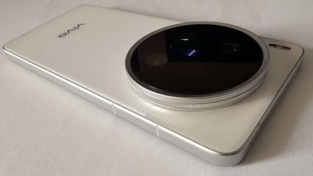 Vivo X200 ultra 512gb, kit foto Pgytech, obiectiv2,35x tele