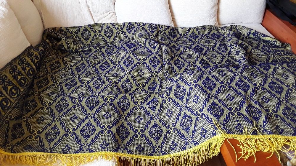 Ръчно плетени ретро вълнени покривки/ковертюри/постелки нови