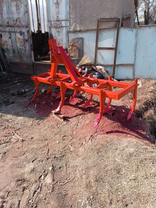 Трактор Чизили сотилади