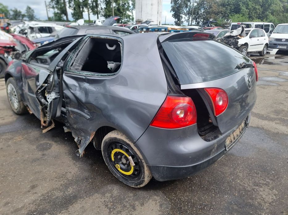 Broasca dreapta fata Volkswagen VW Golf 5 [2003 - 2009] 1.9 tdi BKC