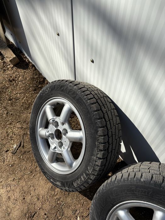 гуми с джанти за volvo