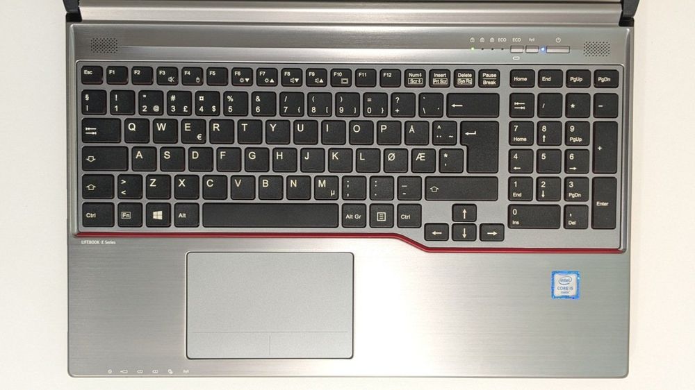 Fujitsu LifeBook E756 15.6" 1920x1080 i5-6200U 8GB RAM 256GB SSD без камера