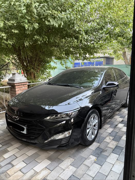 Продаю свою Chevrolet Malibu XL
