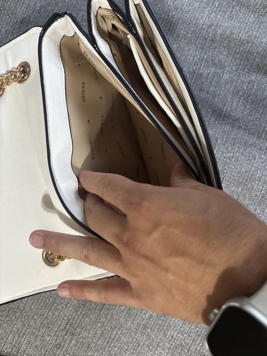 Geanta Guess Noua