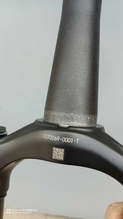 Вилка 27.5"-170mm Marzocchi Bomber Z1 Grip 15х110 Enduro 2023