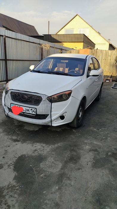 Продам FAW Oley 2014 года.