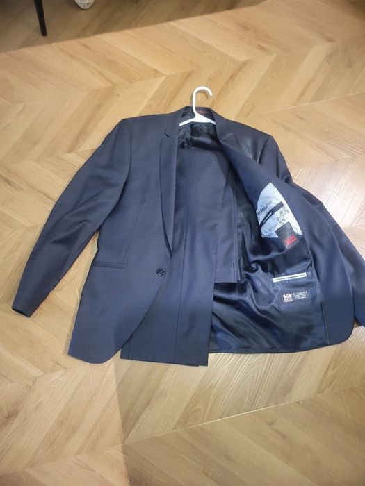 Продам костюм мужской