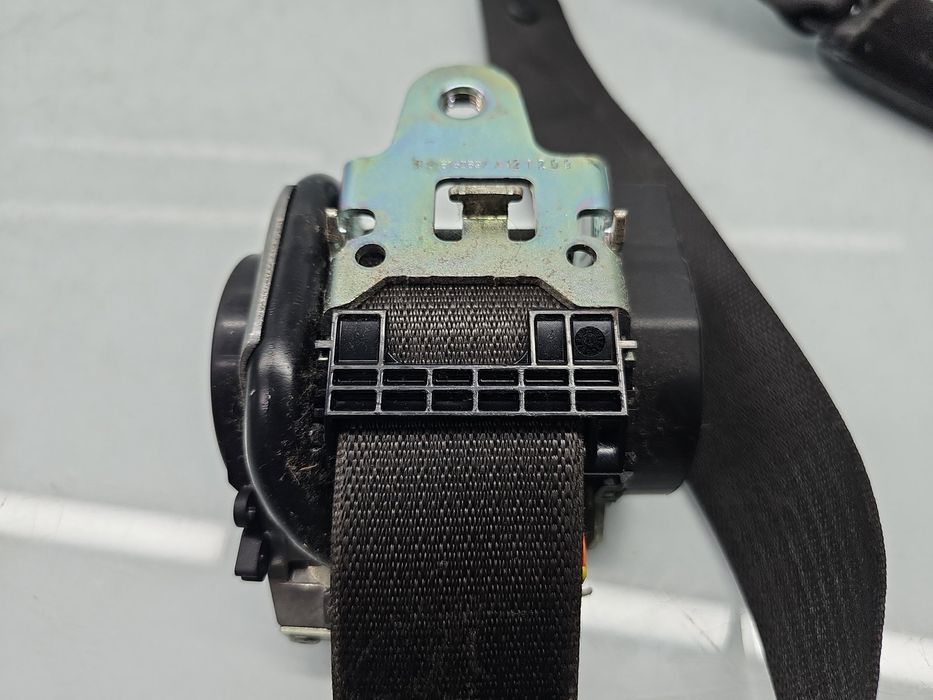 Centura dreapta fata Opel Astra J [Fabr 2009-2015] 13394807