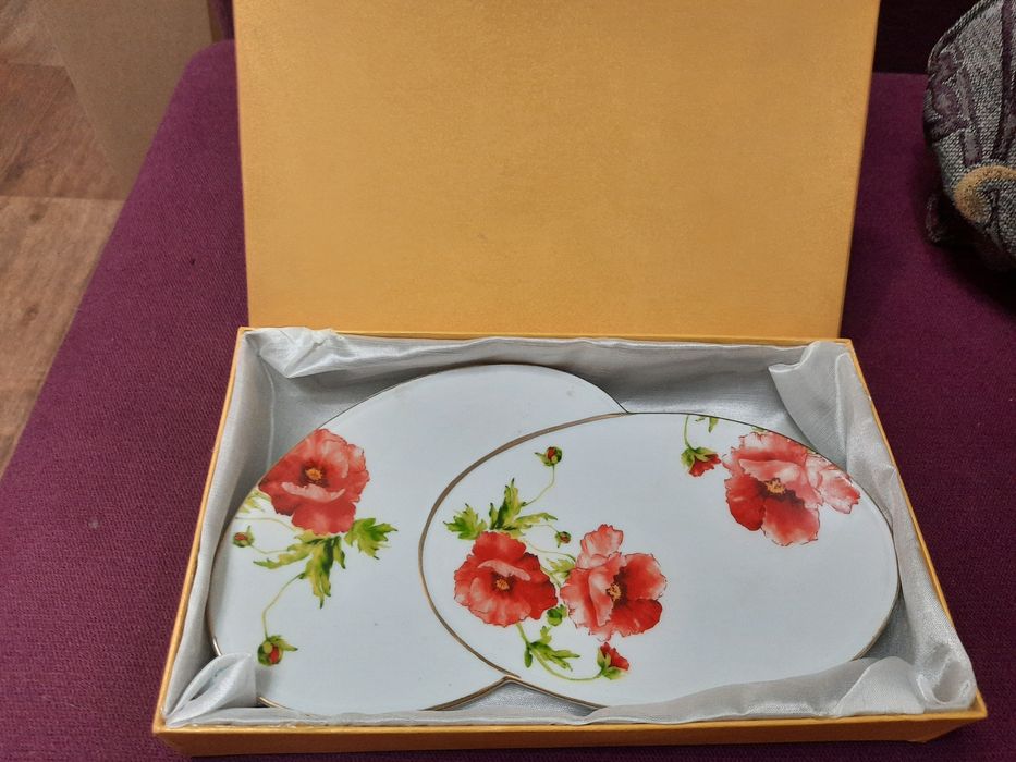 Продам новые тарелки (2 шт)