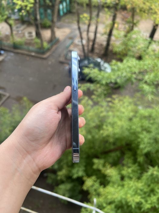 Продам iphone 13pro 128
