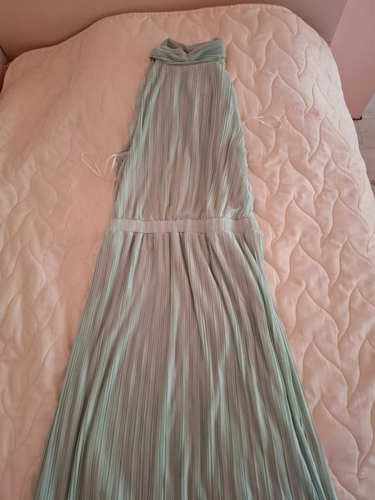 Нови официални рокли