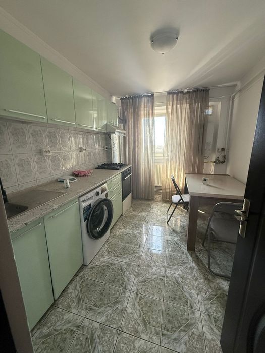 Inchiriez apartament cu 2 camere