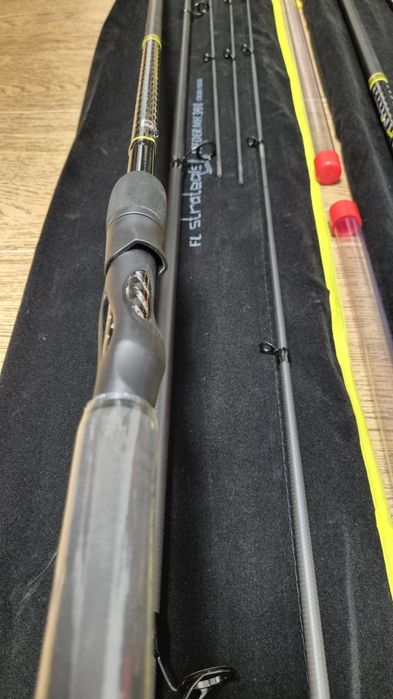 SET 2 Feedere FL Strategist Distance MH 3.90M + 2 Muline FL ELITE 6000