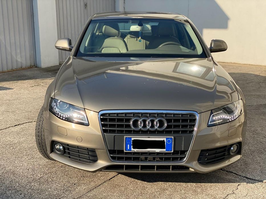 Audi A4 Limuzina