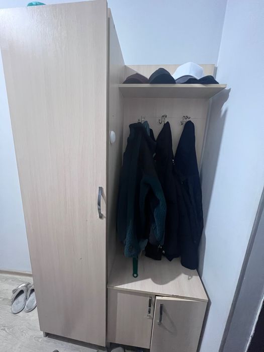 Шкаф в прихожую бу
