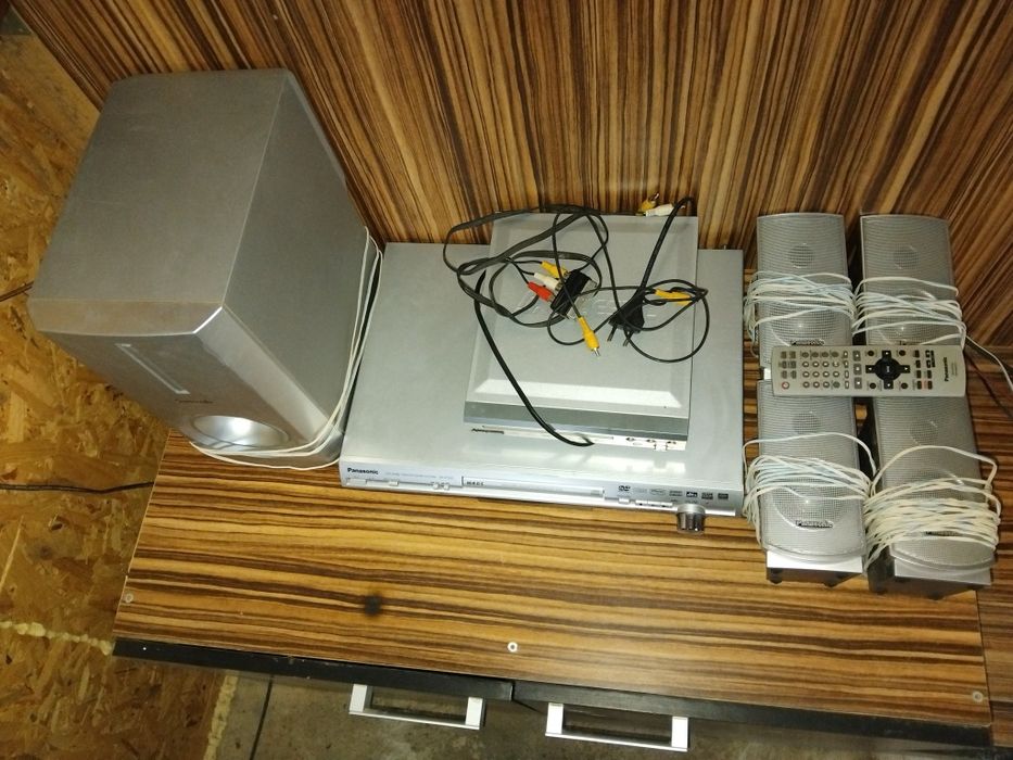 Sistem Home Cinema Panasonic 5.1 complet + telecomandă
