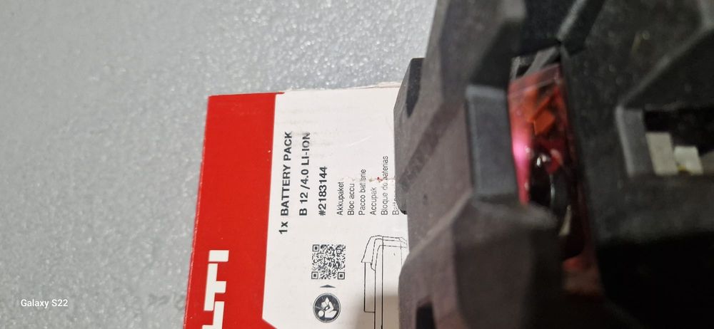 Hilti nivela laser cu linii