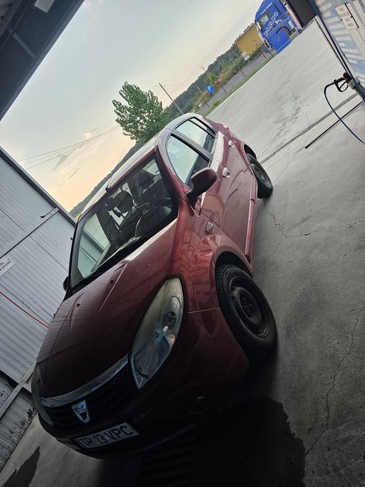 Dacia Sandero, motor 1.6 mpi, GPL omologat, Aer condiționat functional