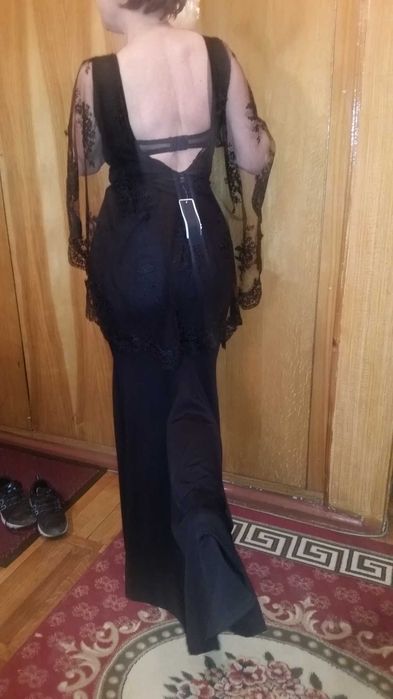 Продается вечернее платье