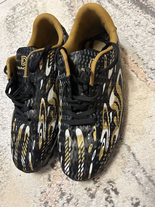 Adidasi fotbal 39