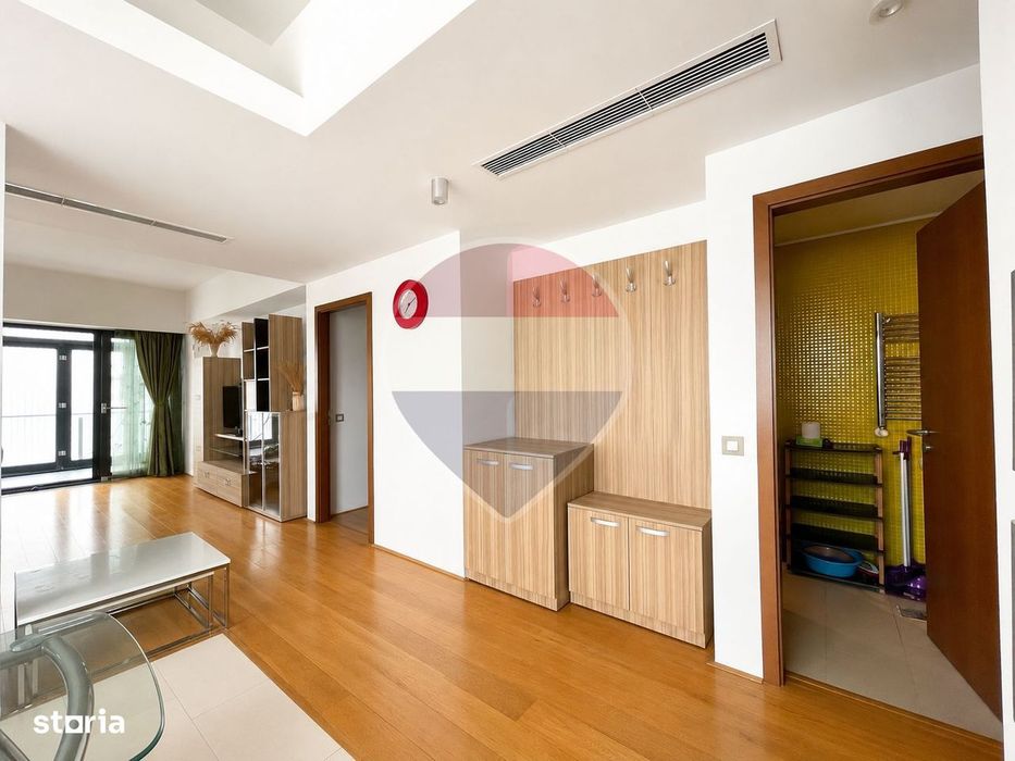 Apartament cu vedere la mare in Faleza Nord, loc de parcare