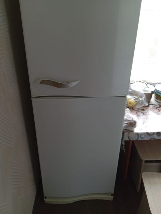 Продам холодильник б/у