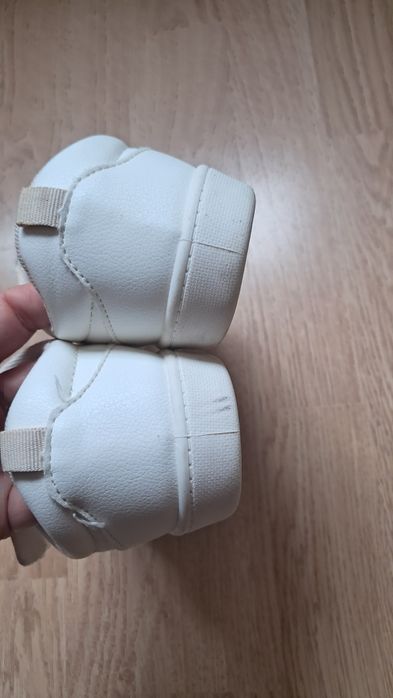 Set ghetute+adidasi nr.30-31 Primark