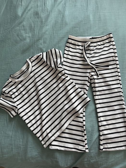 Комплект на девочку