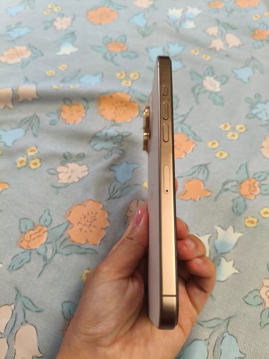 Подам IPHONE 16 PRO MAX 512 GB