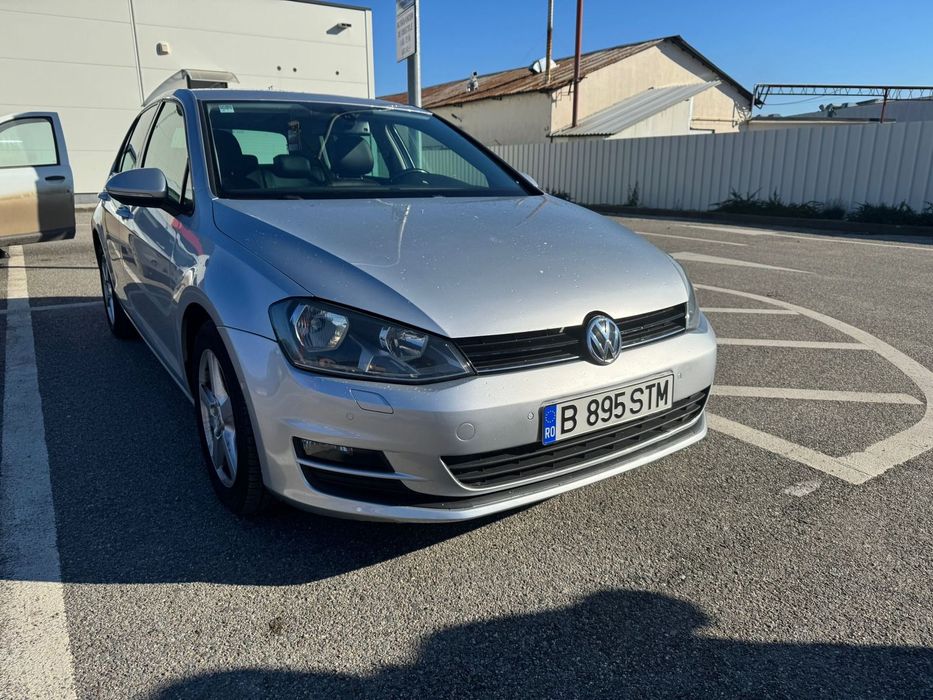 Volkswagen Golf Volkswagen Golf 7 1.6 TDI 105 CP – 12/2013 (model 2014)hatchback