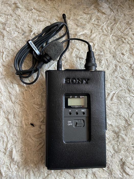 Lavaliera profesionala Sony WRT 860A