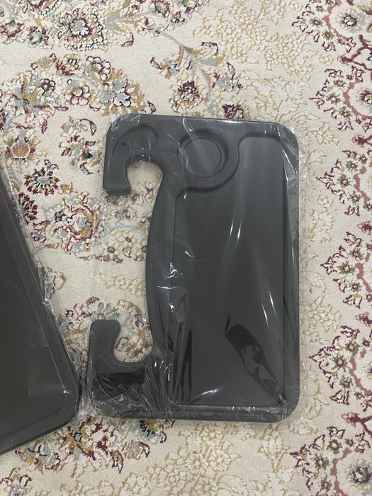 Автомобильный столик