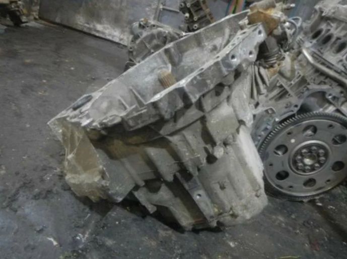 Продам МКПП Тойота