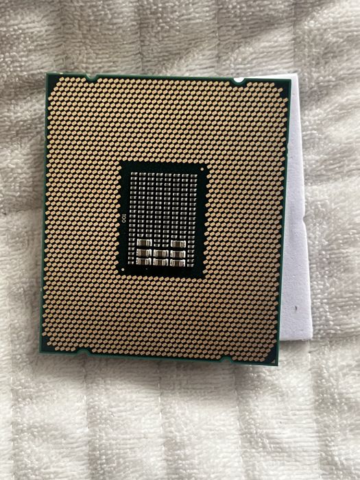 Процессор Intel Xeon E5-2650V4