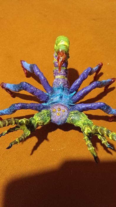 Vând figurine handmade din plastic