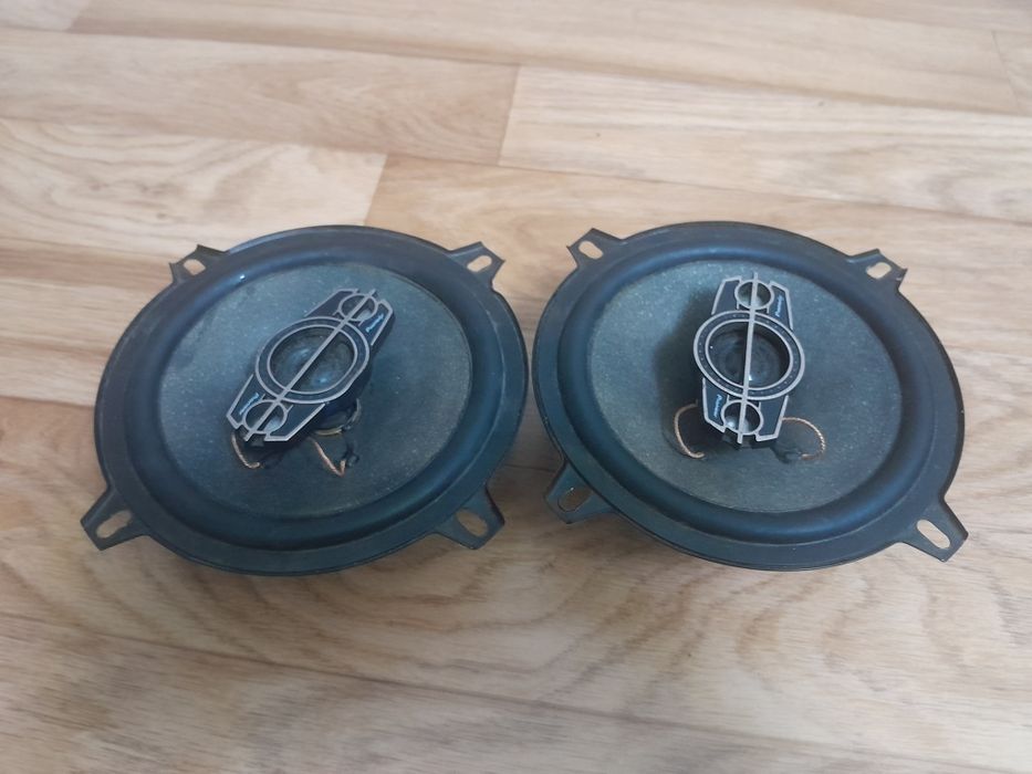 Продам калонки рабочем состоянии