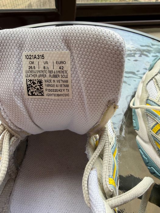 Маратонки Asics 42