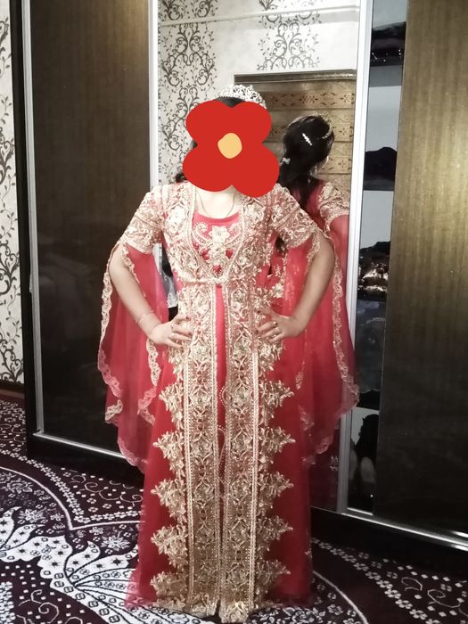 Kelin ansanbil koʻylaklar