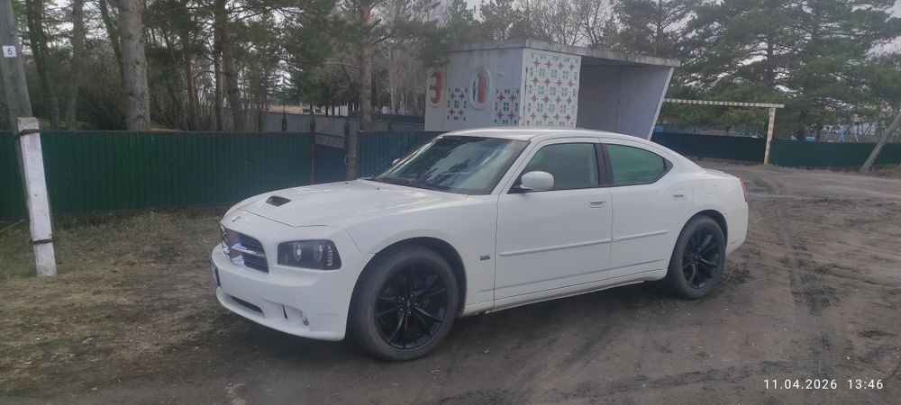 Продам автомобиль Чаржер