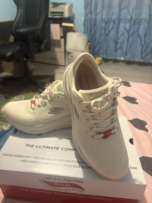 Sketchers Archfit white ортопедични 39 номер