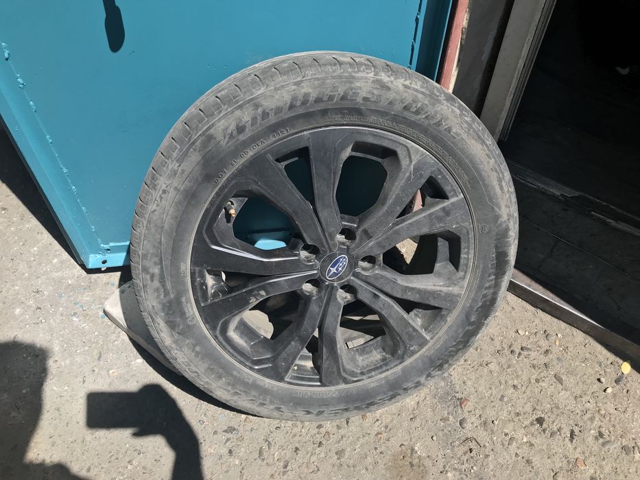 Шины 225/55 R18 Bridgestone Dueler HP