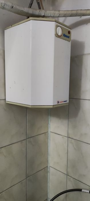 Дава се под наем Магазин в Търговище, Център - 25 кв.м за 178.5 € - Снимка #7