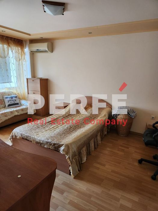 Продава се Двустаен апартамент в Бургас, Славейков - 70 кв.м за 1470 €/кв.м - Снимка #8